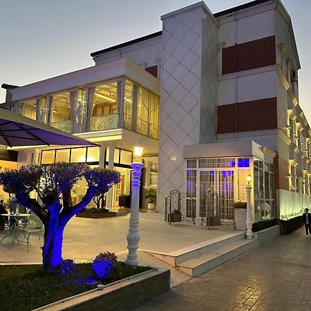 Hotel Colis Kamez Esterno foto