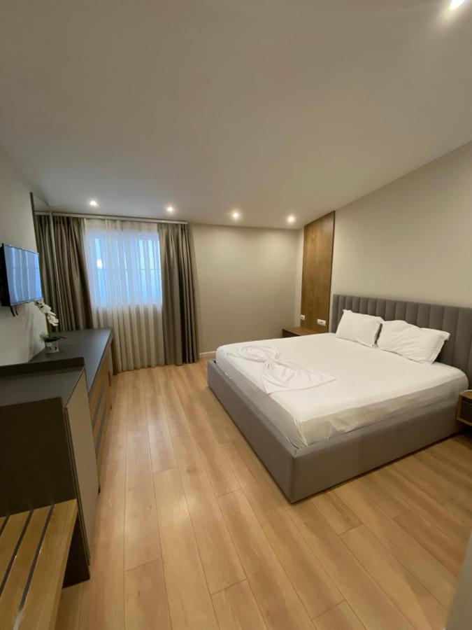 Hotel Colis Kamez Esterno foto