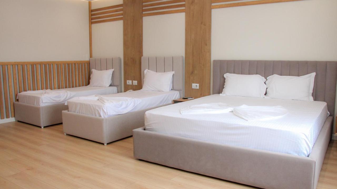 Hotel Colis Kamez Esterno foto