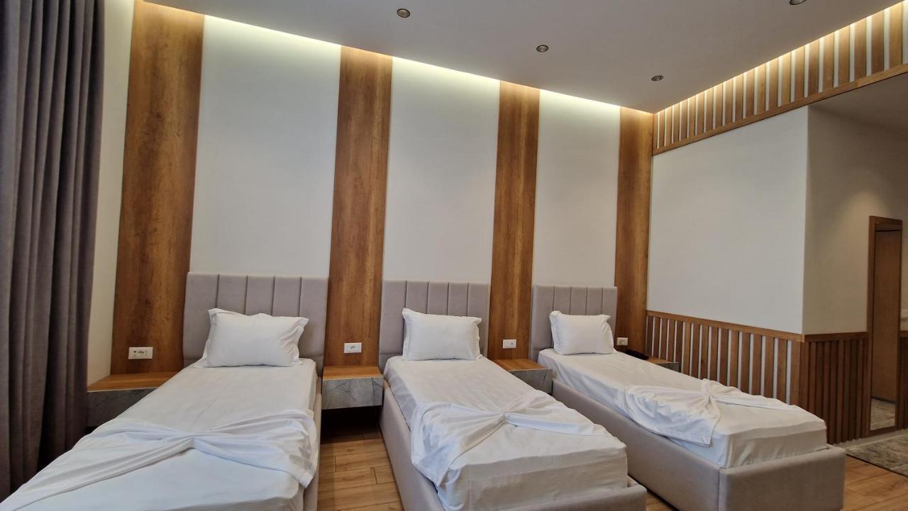Hotel Colis Kamez Esterno foto