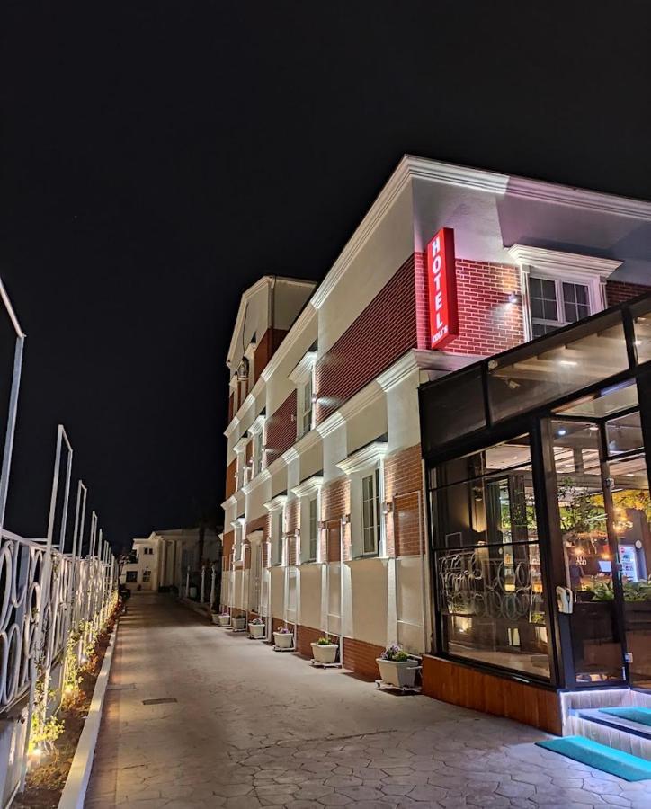Hotel Colis Kamez Esterno foto